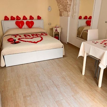 Casa Lari Lägenhet Martina Franca Exteriör bild